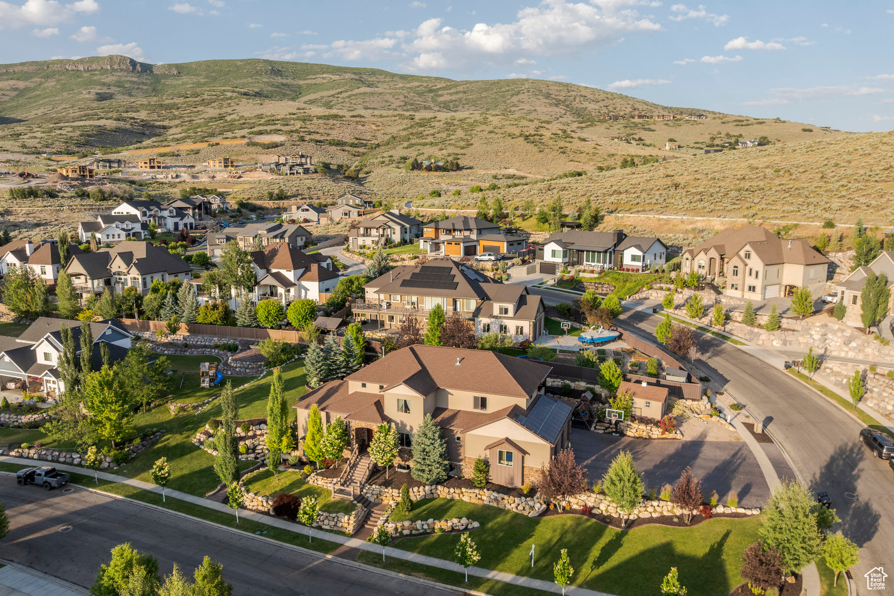 COVE ESTATES - Residential