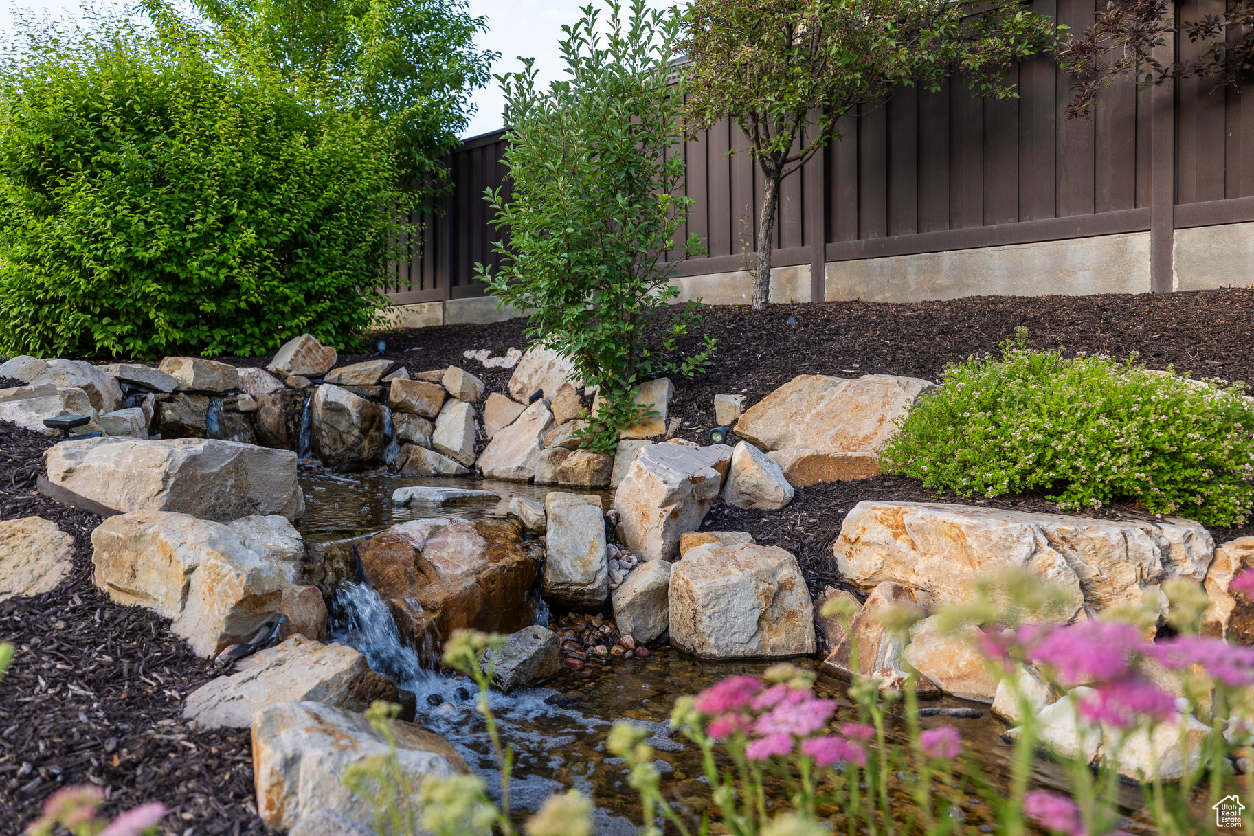 COVE ESTATES - Residential