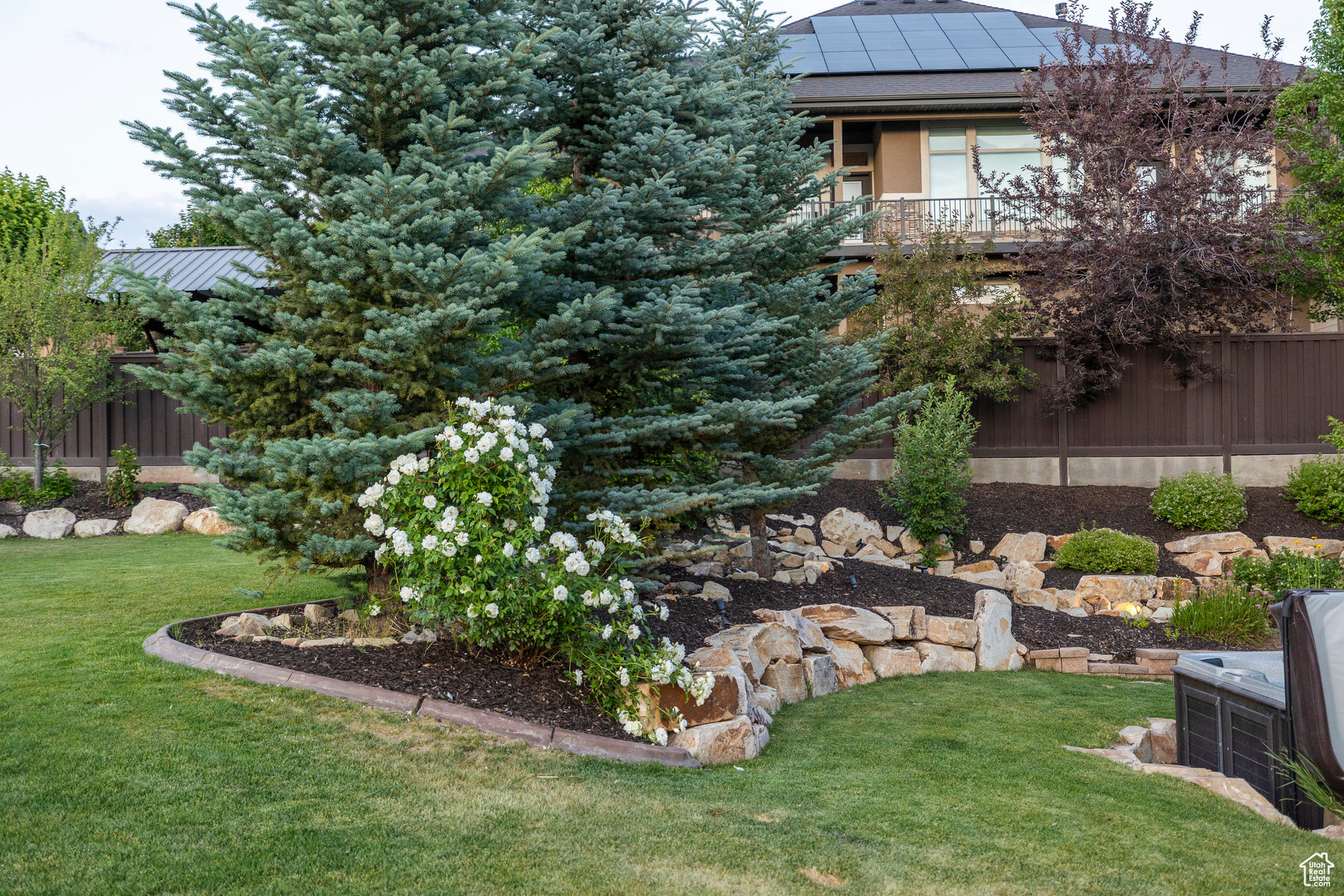 COVE ESTATES - Residential