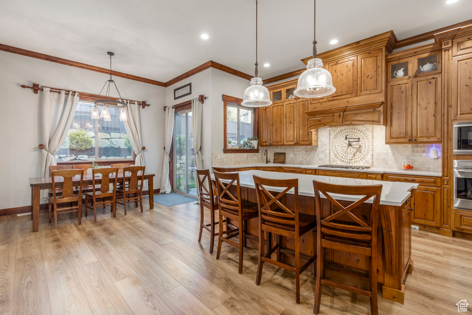 COVE ESTATES - Residential