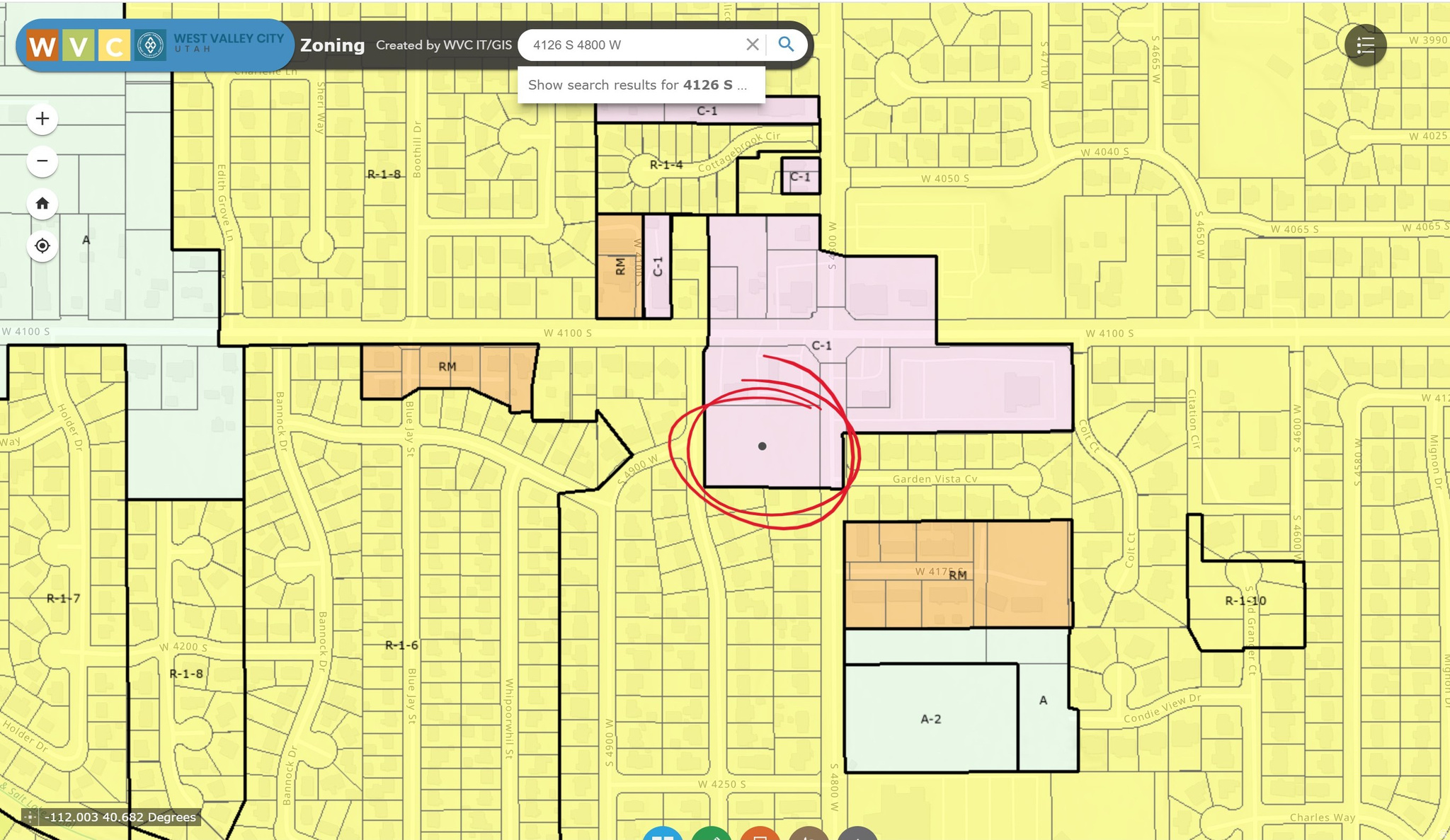 Main image without alt text