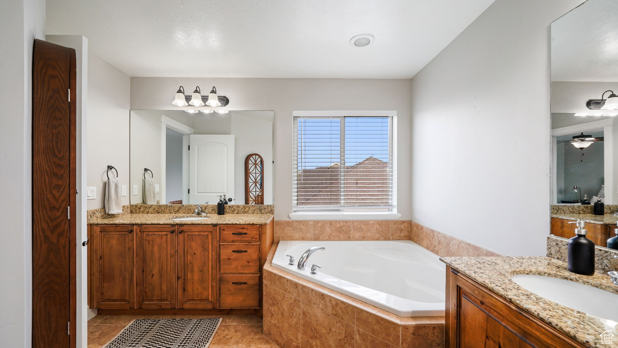 DALMORE MEADOWS PHASE 1 AMD - Residential