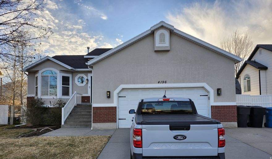OPEN HOUSE SATURDAY JANUARY 31ST FROM 11 TO 1. IF YOU ARE LOOKING FOR A BEAUTIFUL,WELL KEPT HOME.  WEST FACING, SUPER CLEAN, 4 BEDROOMS, 3 FULL BATHS WITH LAUNDRY ROOM UPSTAIRS. 2 FAMILY ROOMS PLUS A LOVELY LIVING ROOM. IT BOASTS AN OVERSIZED 2 CAR GARAGE, NEWER UPGRADED KITCHEN WITH GAS STOVE, NEW OVER-THE-STOVE MICROWAVE, REFRIGERATOR INCLUDED. THE BASEMENT IS NEWLY FINISHED WITH 1 BEDROOM, WET BAR AND BEAUTIFUL FIREPLACE. THE MASTER BATH HAS BEEN TASTEFULLY REMODELED AS WELL, WITH SEPARATE SOAKER TUB. ALSO INCLUDES; NEWER ROOF, 2 YEAR OLD FURNACE AND 2 YEAR OLD WATER HEATER. NEWER SPRINKLER SYSTEM. FULLY FENCED YARD WITH A SHED AND RV PAD. THIS IS TRULY A MUST SEE HOME!