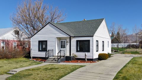 Photo of 332 N 500 E, Payson, UT 84651 (MLS # 2141723)