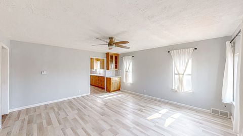 Tiny photo for 332 N 500 E, Payson, UT 84651 (MLS # 2141723)