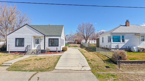 Tiny photo for 332 N 500 E, Payson, UT 84651 (MLS # 2141723)