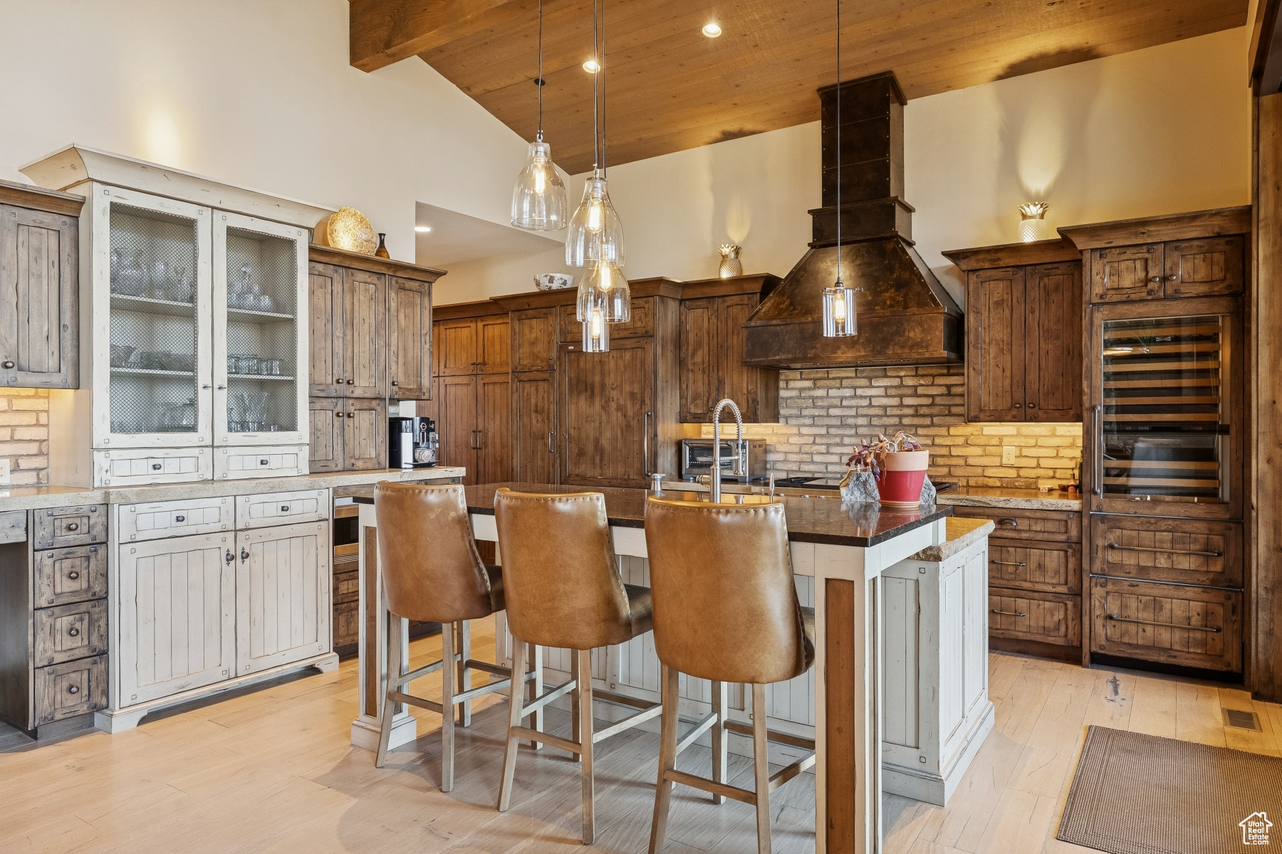 ASPEN CAMP - Residential