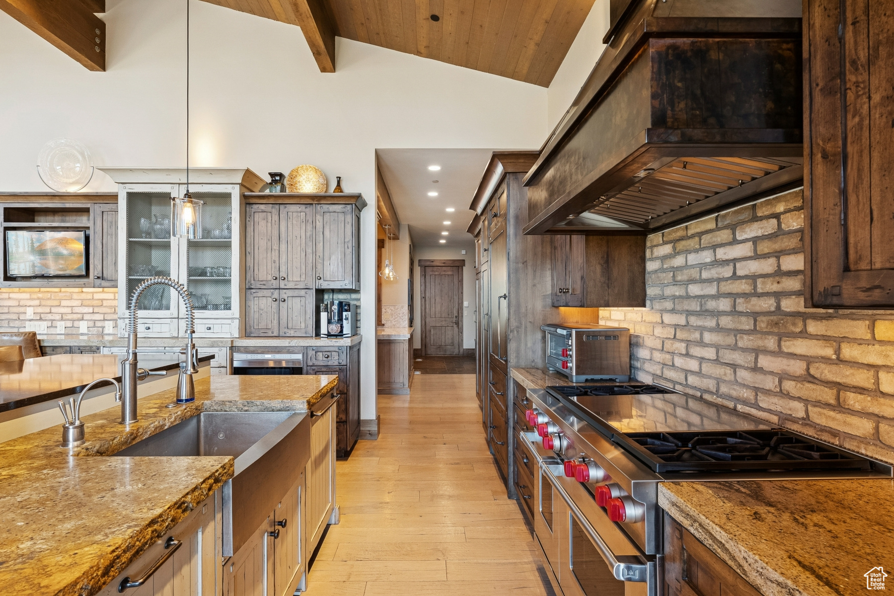 ASPEN CAMP - Residential