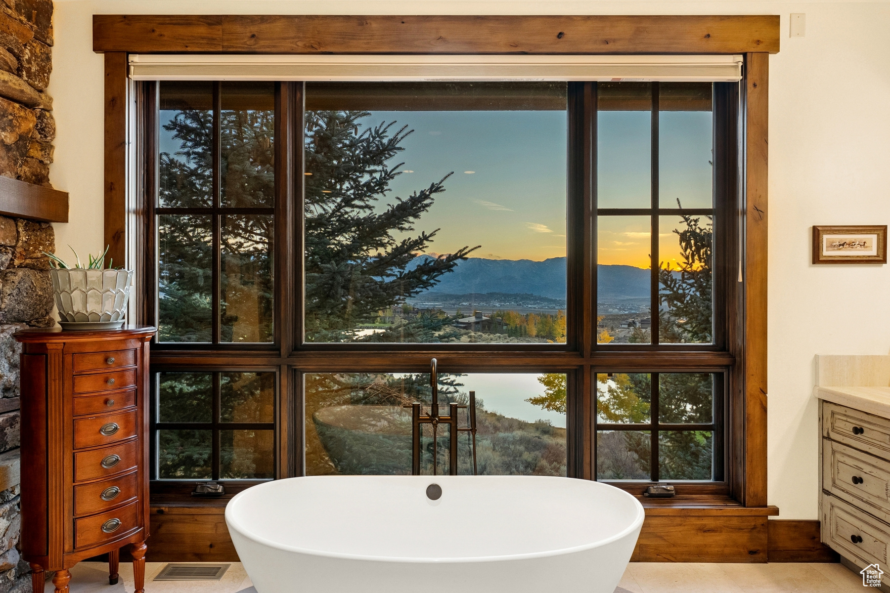 ASPEN CAMP - Residential