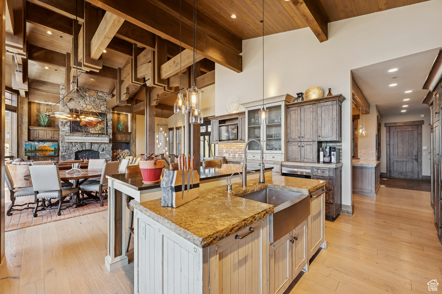 ASPEN CAMP - Residential