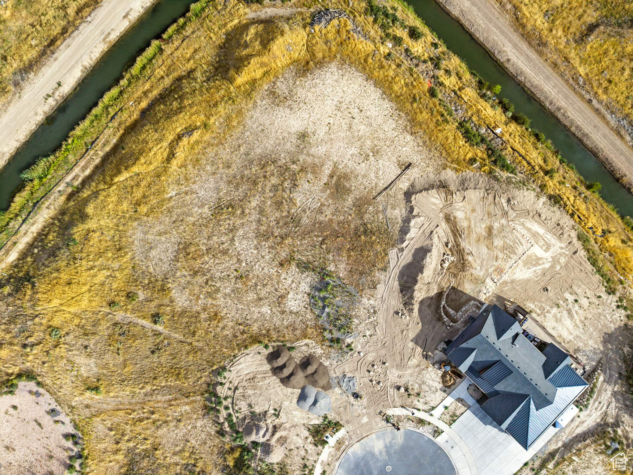 SELMAN RIDGE - Land