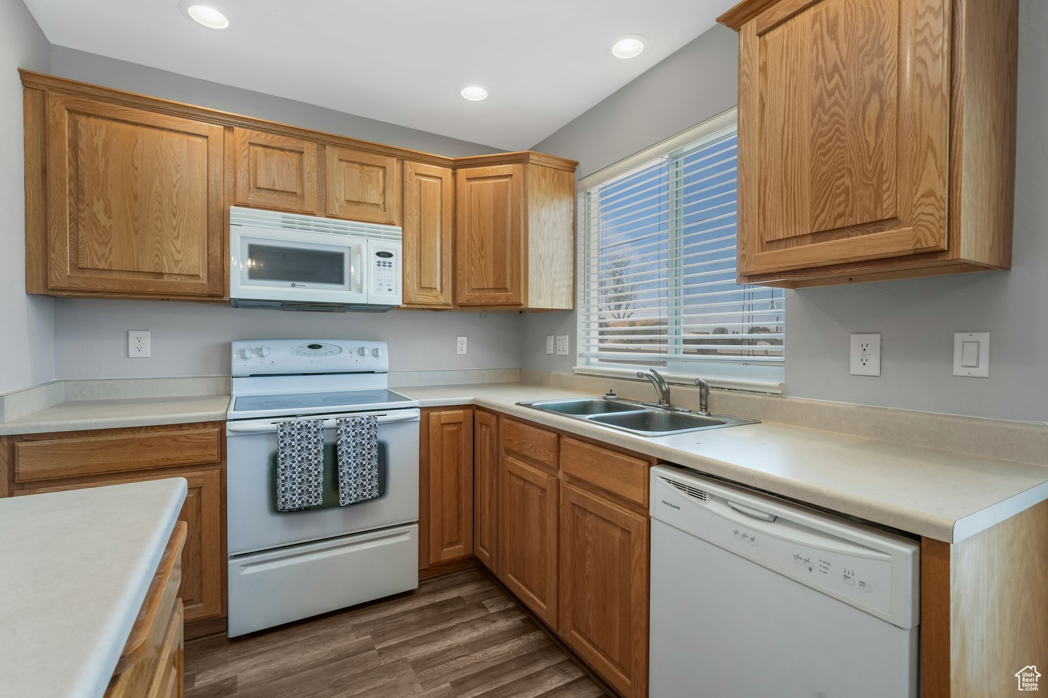 LEBARON TOWNHOMES - Residential