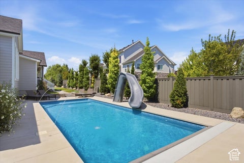 Tiny photo for 68 N GRAY FOX CIR, Kaysville, UT 84037 (MLS # 2190799)