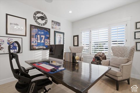 Tiny photo for 68 N GRAY FOX CIR, Kaysville, UT 84037 (MLS # 2190799)