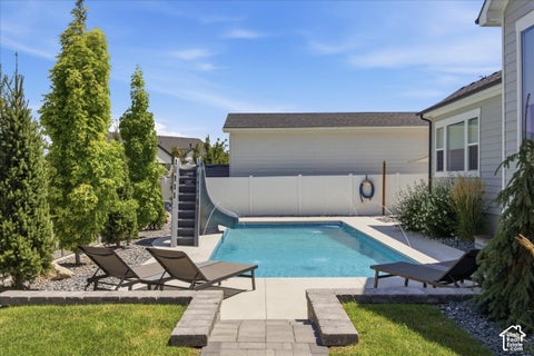 Tiny photo for 68 N GRAY FOX CIR, Kaysville, UT 84037 (MLS # 2190799)