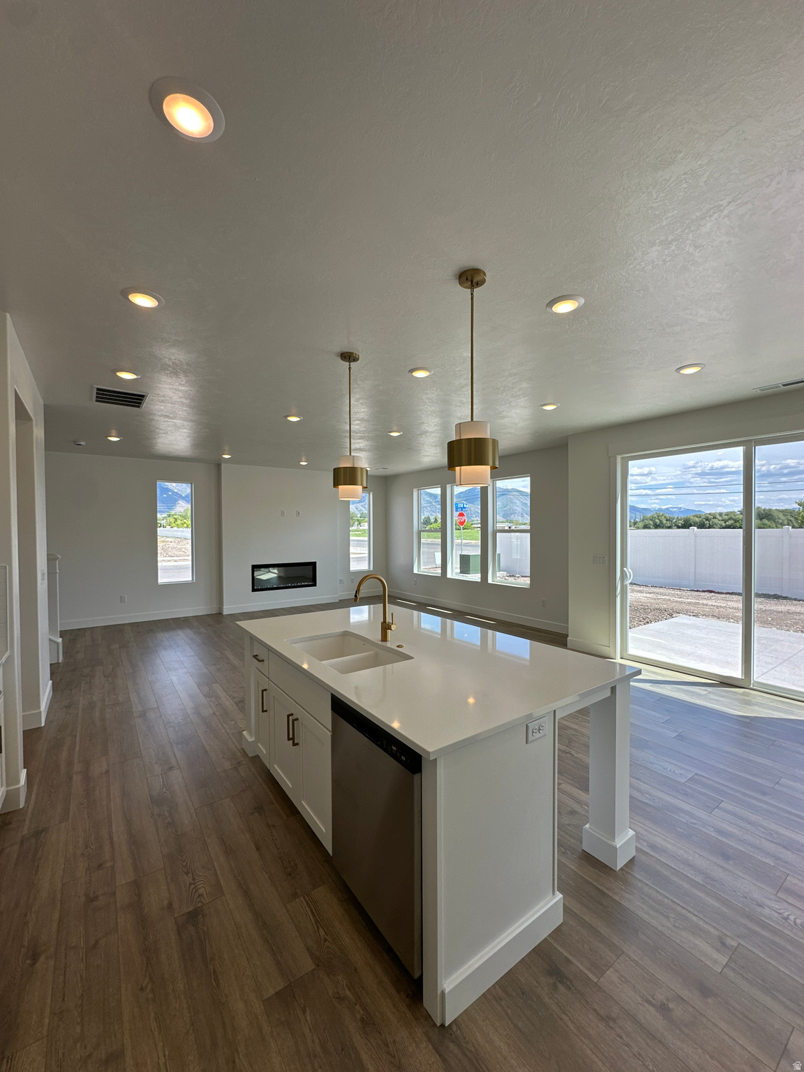 SUGAR CREEK - Residential