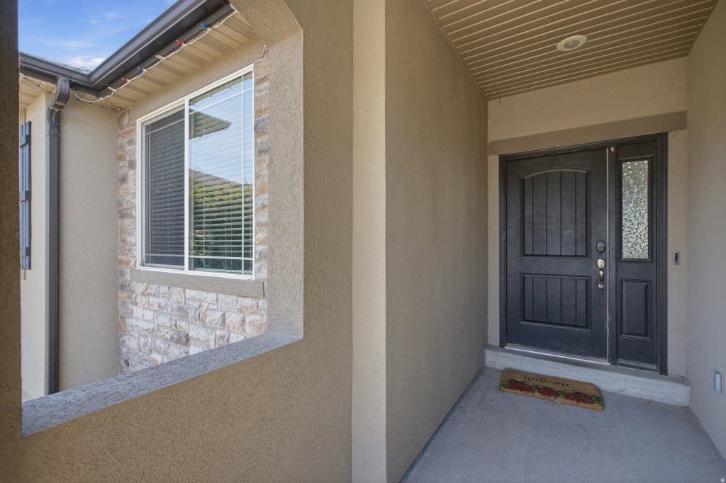 Photo of 3007 W WILD FLOWER LN, Lehi, UT 84048 (MLS # 2173499)