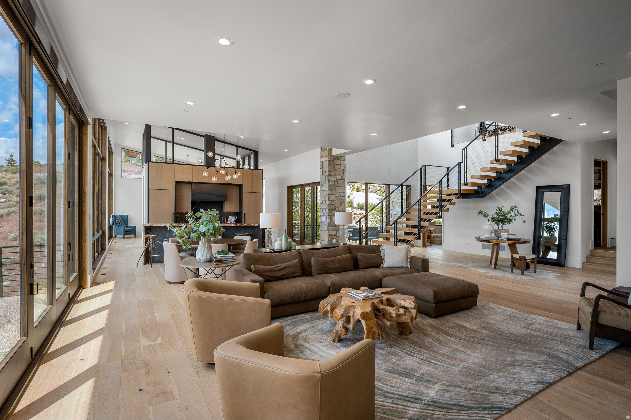 RED LEDGES - Residential