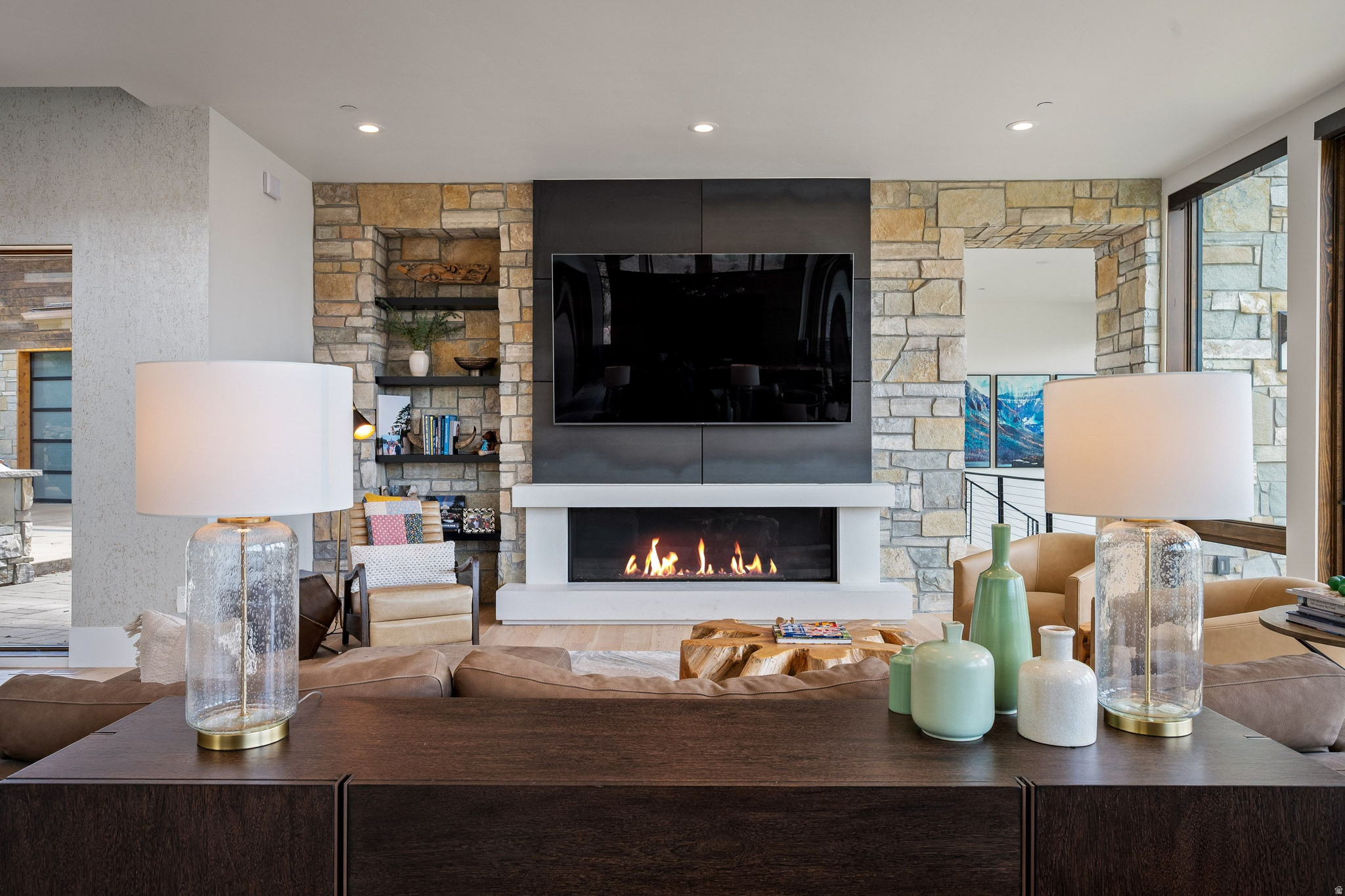 RED LEDGES - Residential