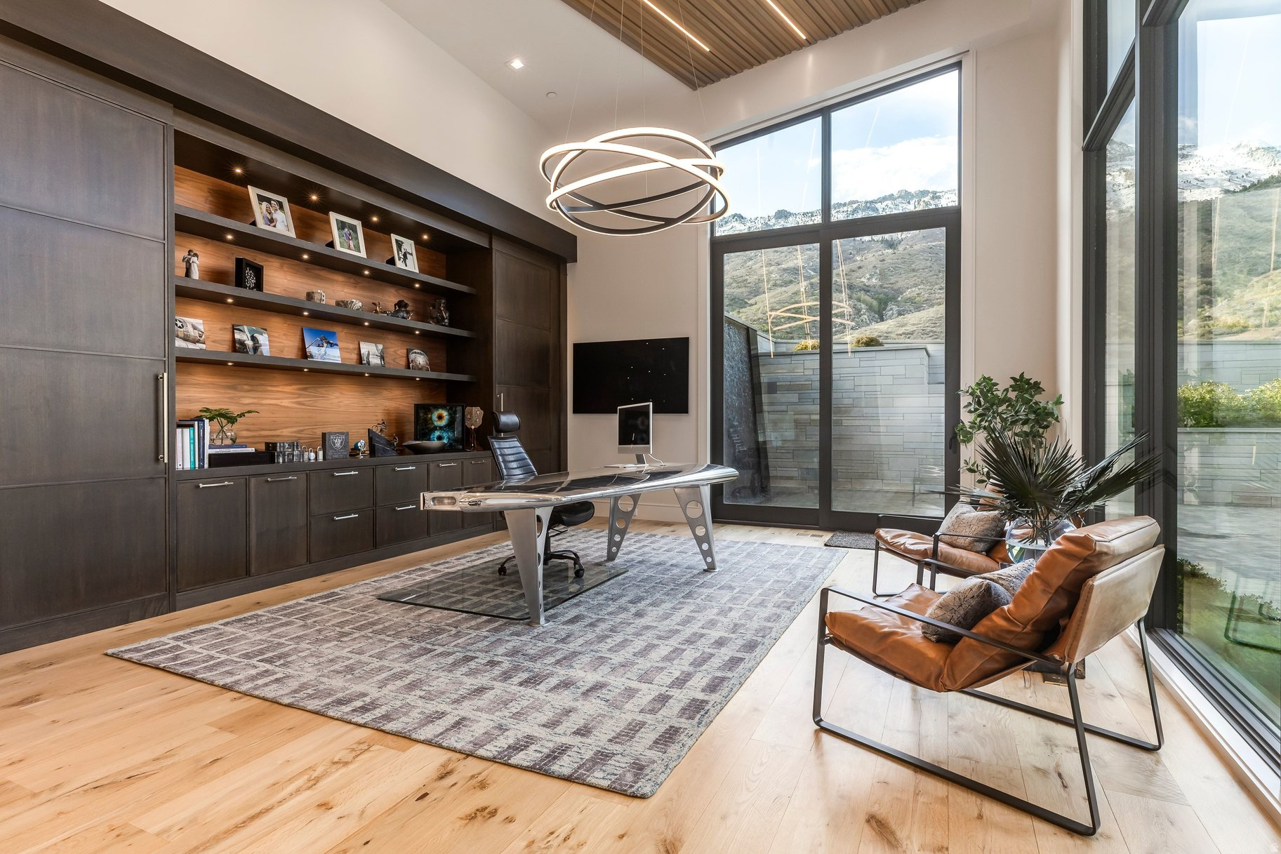 THREE FALLS - Residential