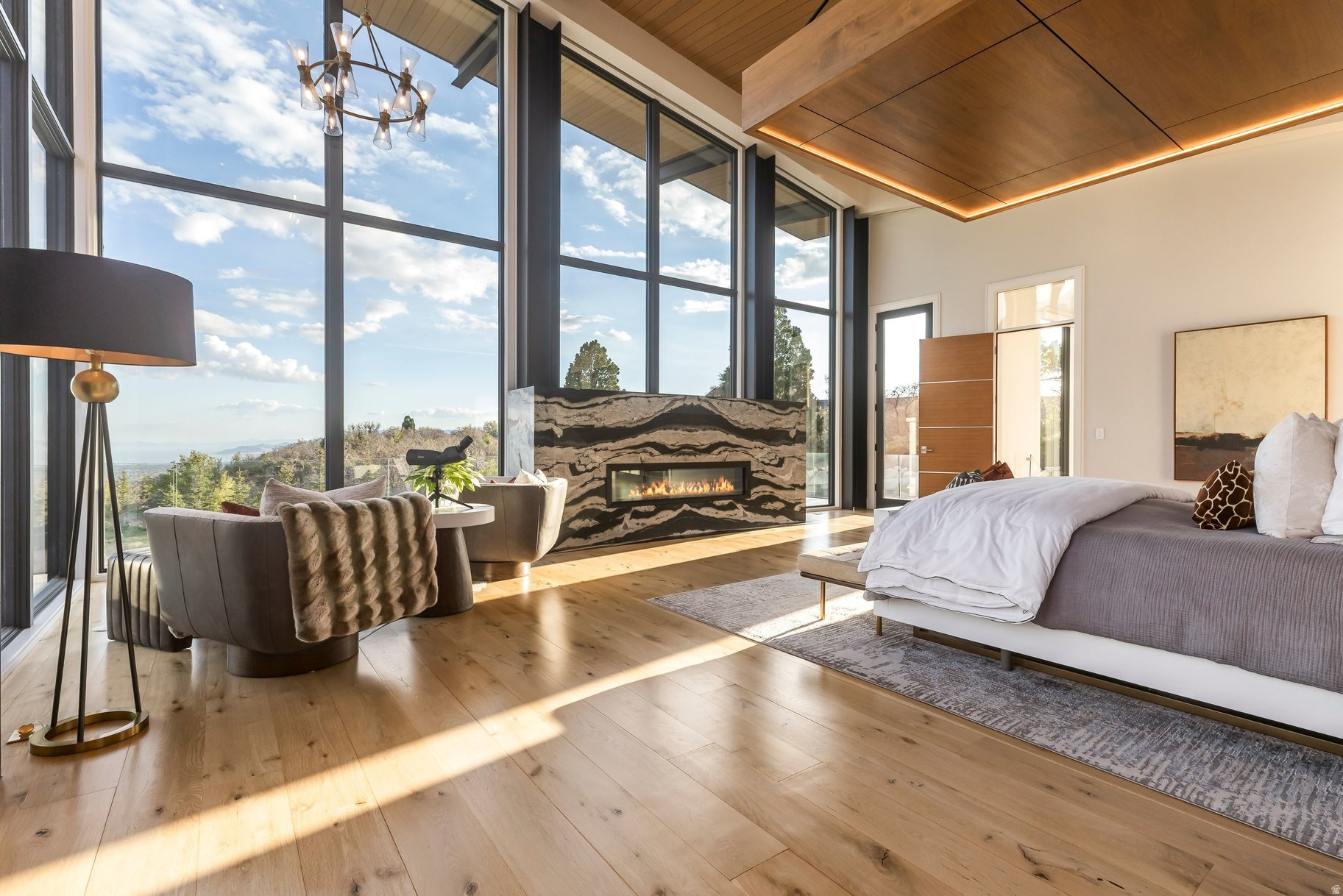 THREE FALLS - Residential