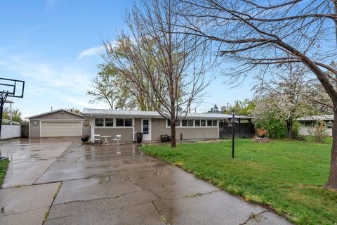 Tiny photo for 7026 S 2955 E, Cottonwood Heights, UT 84121 (MLS # 2148231)