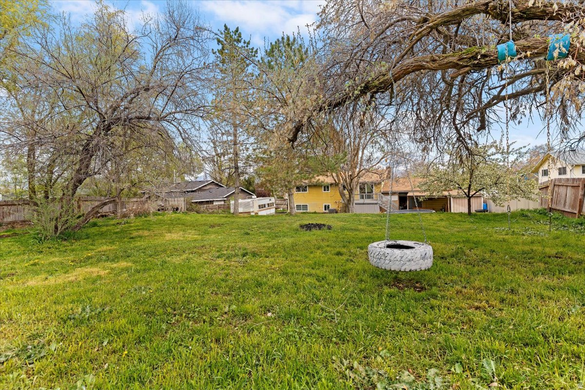 VALLEY SIDE - Residential