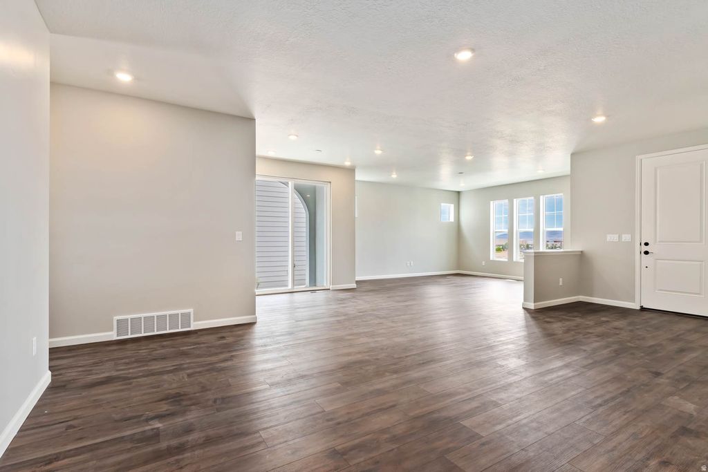 Photo of 6212 W STONE MT WAY #570, South Jordan, UT 84009 (MLS # 2131582)