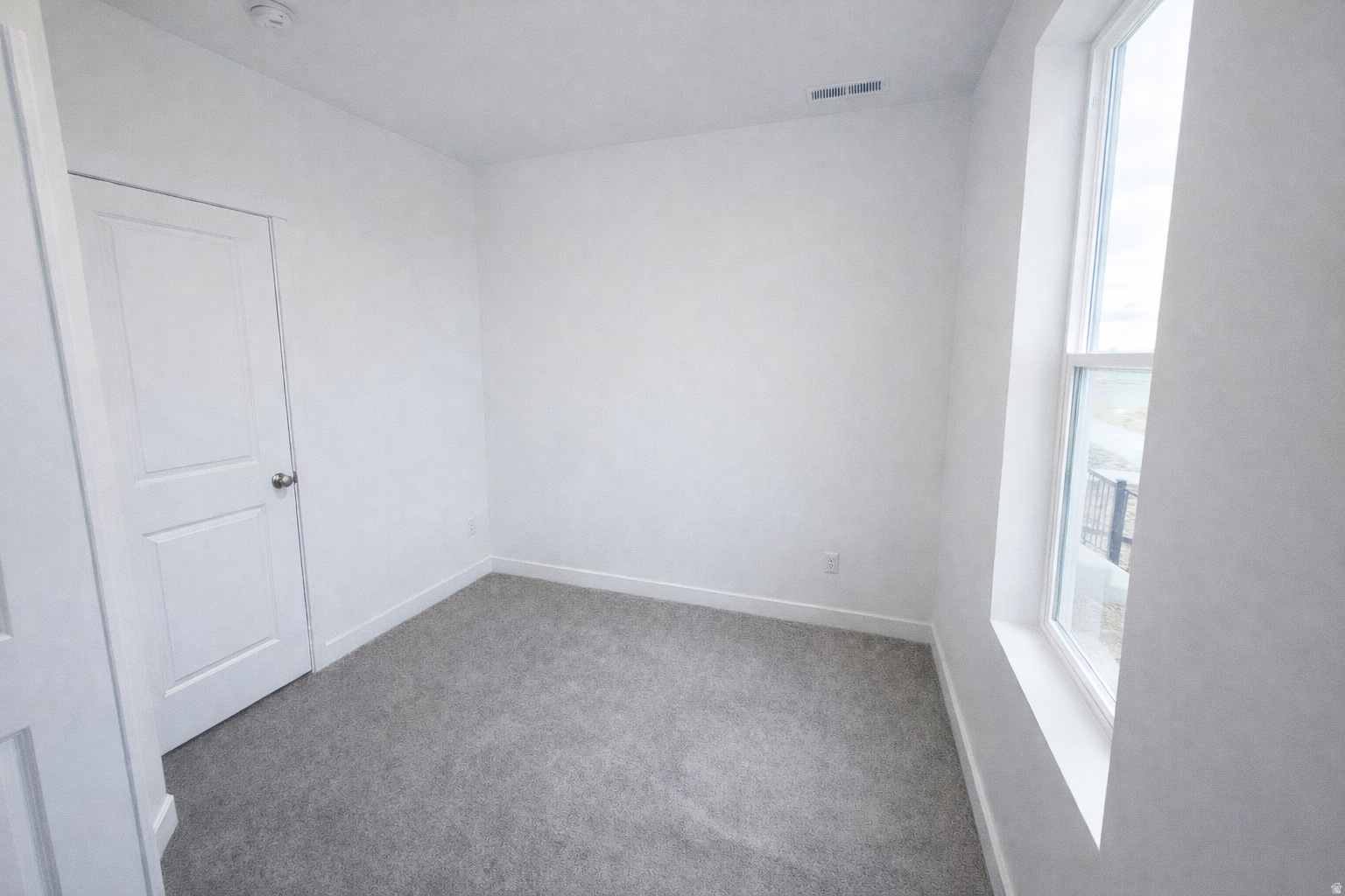 BEACON POINTE - Residential