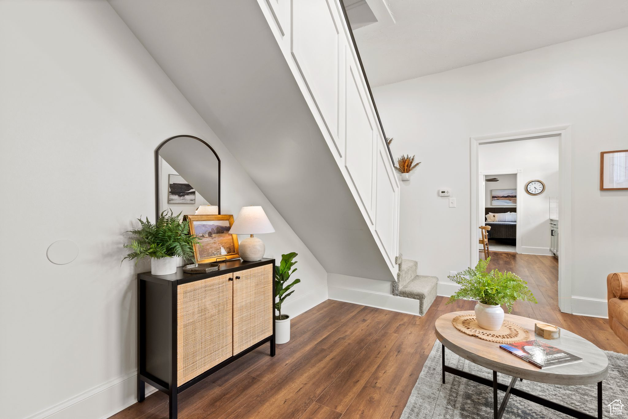 STEELES SUB - Residential Lease