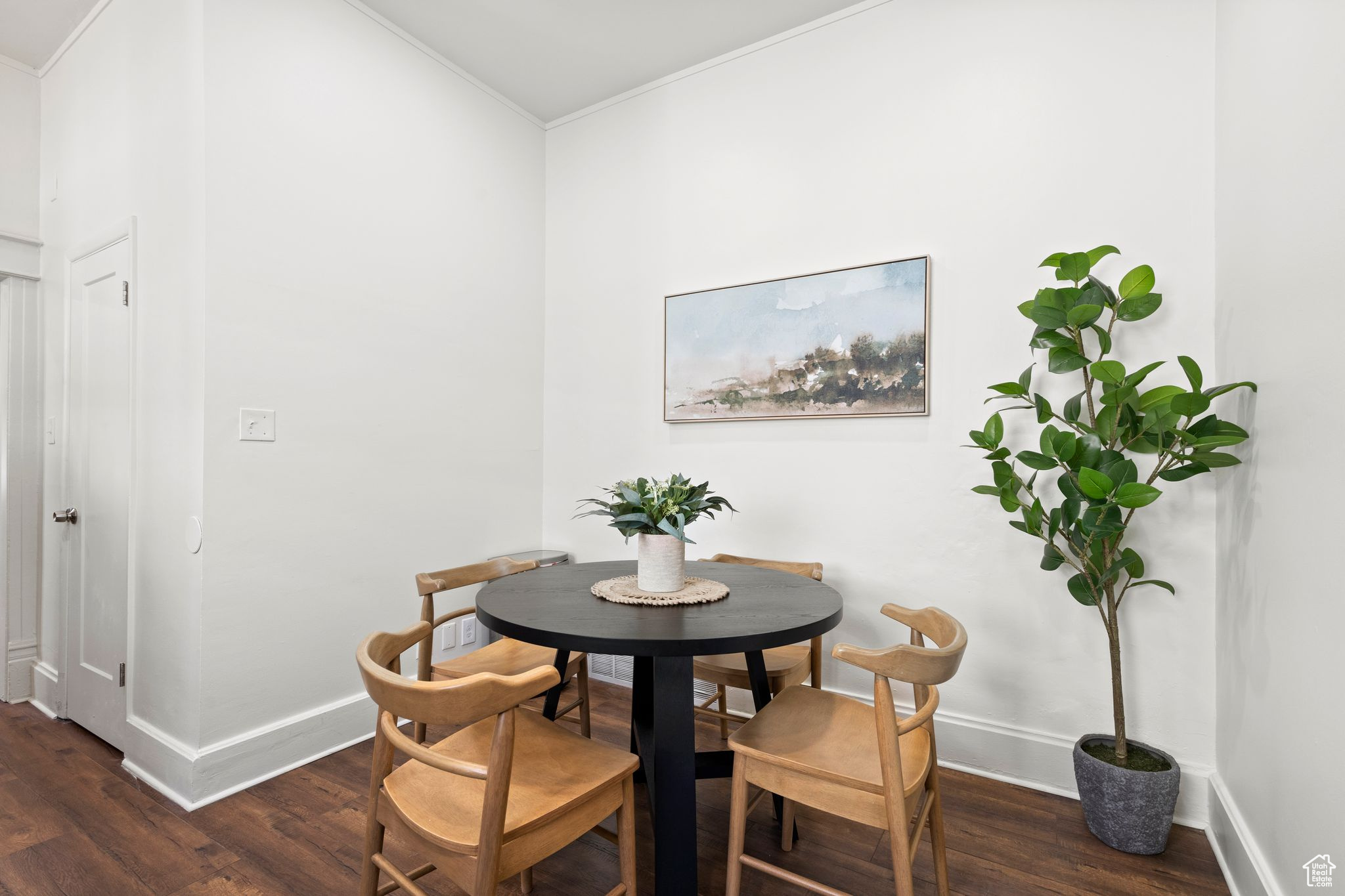 STEELES SUB - Residential Lease