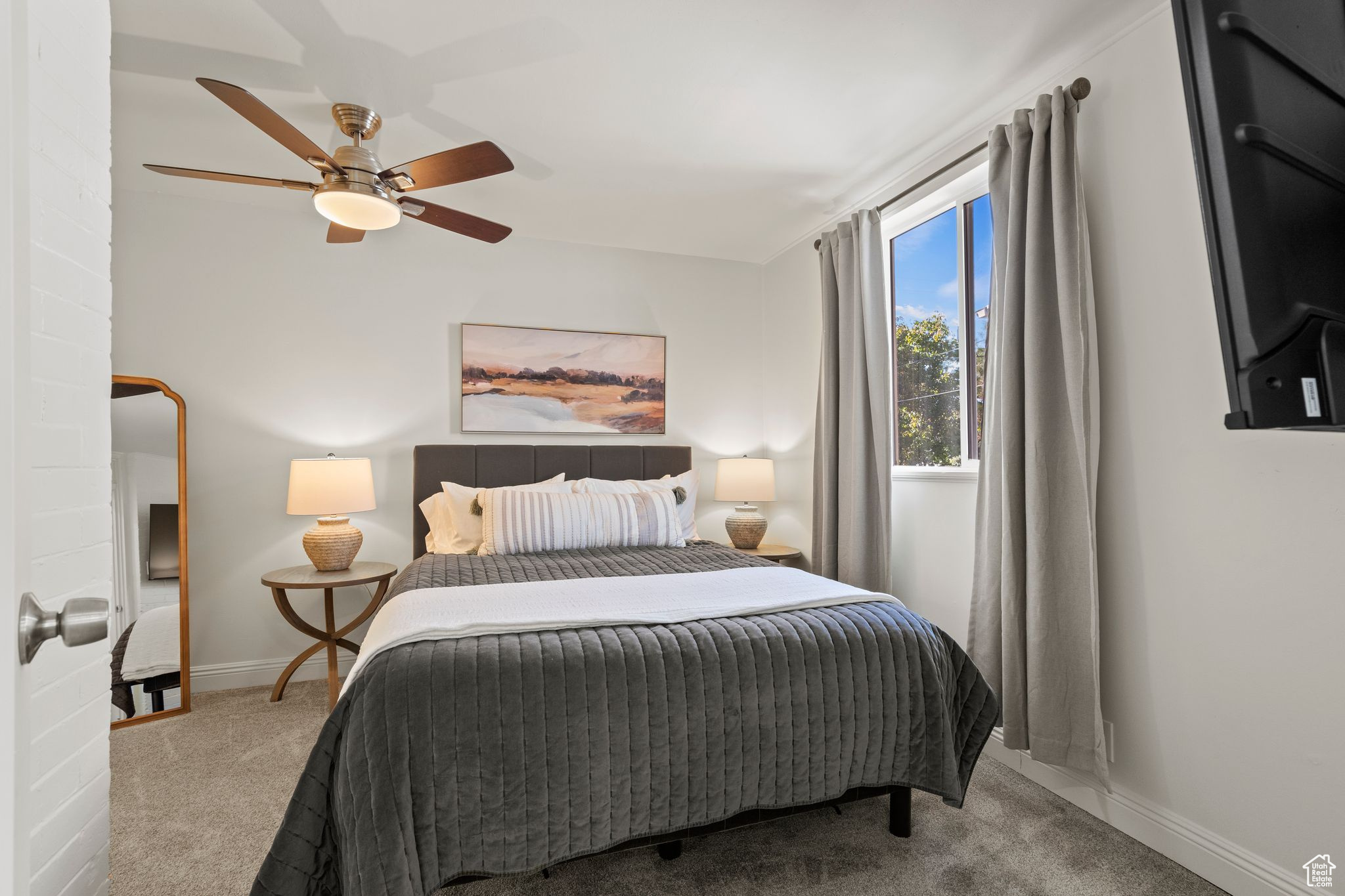 STEELES SUB - Residential Lease