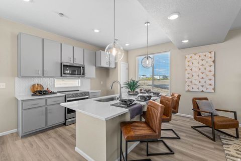Tiny photo for 439 E KANAB CREEK DR #212, Saratoga Springs, UT 84045 (MLS # 2135703)
