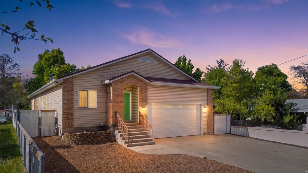 Photo of 560 E 700 N, Logan, UT 84321 (MLS # 2155917)