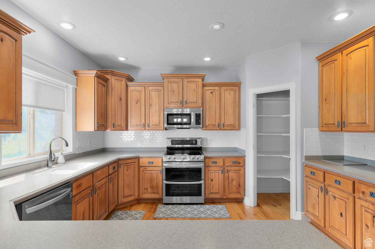 PARK MEADOWS - Residential