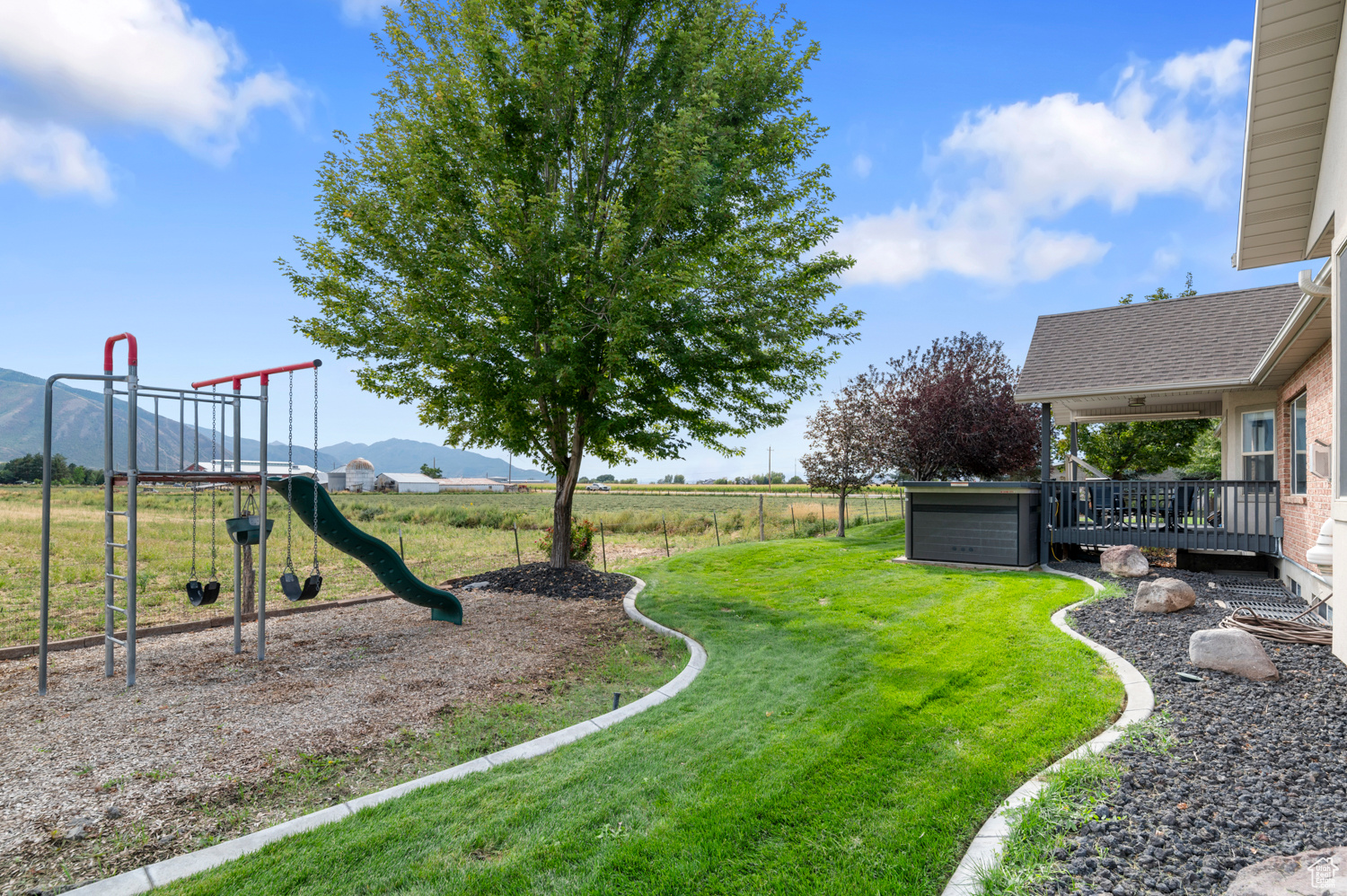 PARK MEADOWS - Residential