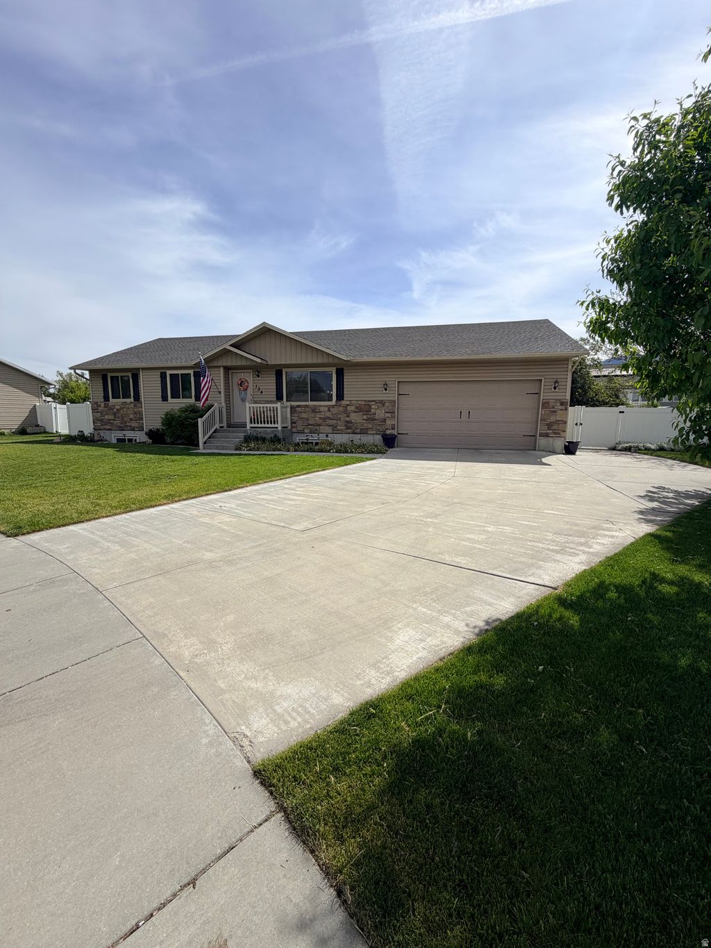 Photo of 134 S 380 W, Smithfield, UT 84335 (MLS # 2158586)