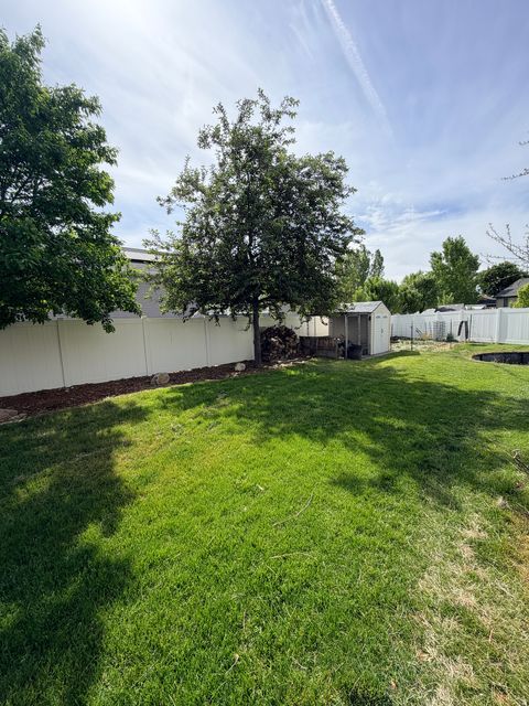 Tiny photo for 134 S 380 W, Smithfield, UT 84335 (MLS # 2158586)