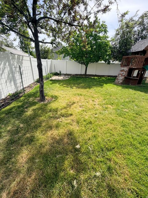 Tiny photo for 134 S 380 W, Smithfield, UT 84335 (MLS # 2158586)