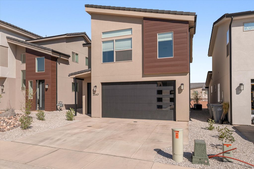 Photo of 2347 E LUCIANO LN, Saint George, UT 84790 (MLS # 2146306)