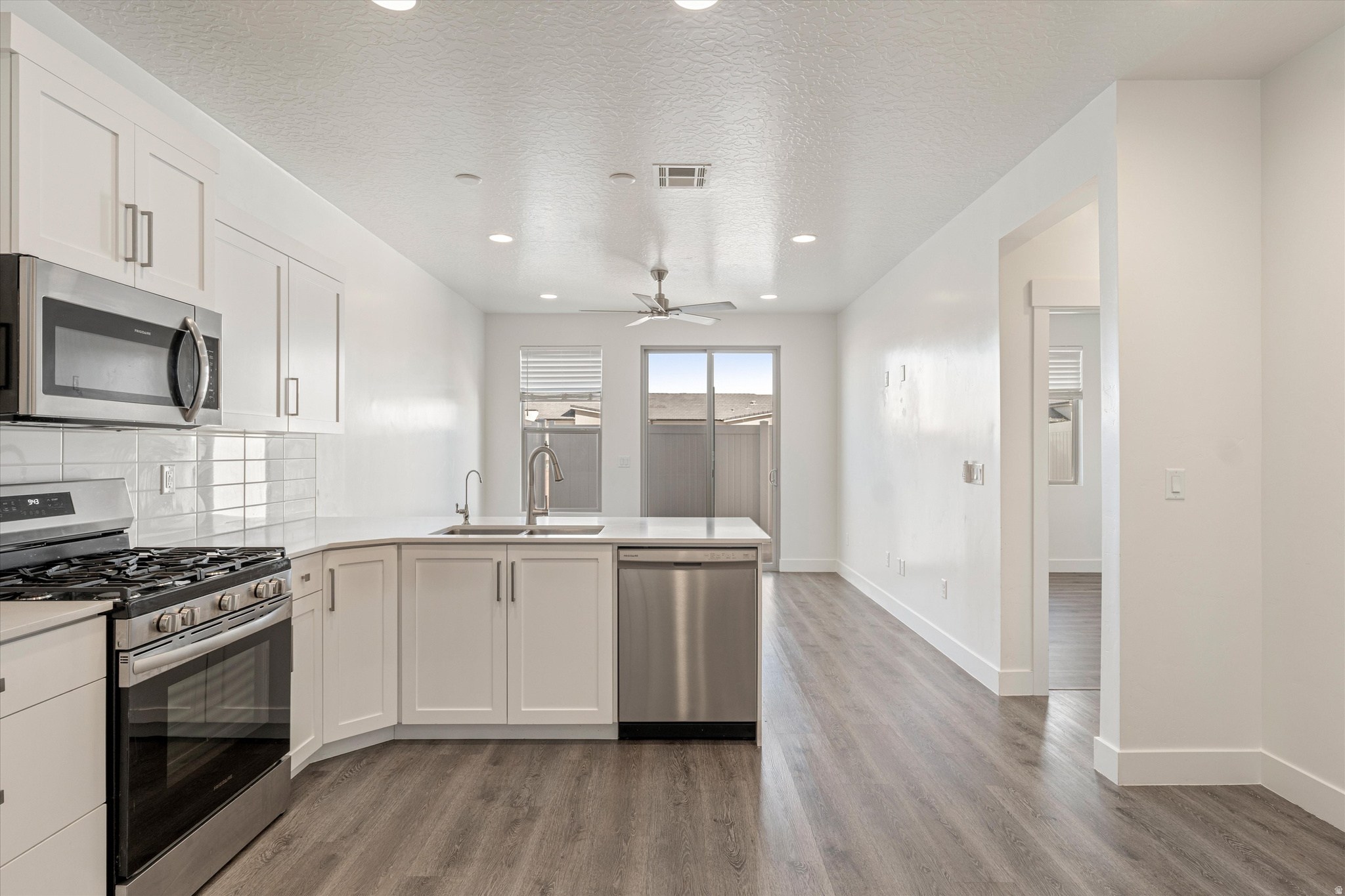 SOUTHERN VIEW PLANNED DEV 1 - Residential