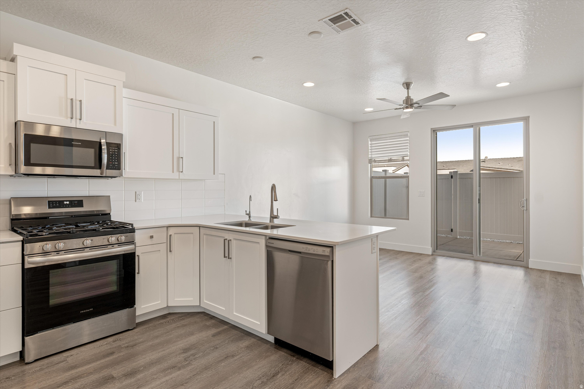 SOUTHERN VIEW PLANNED DEV 1 - Residential