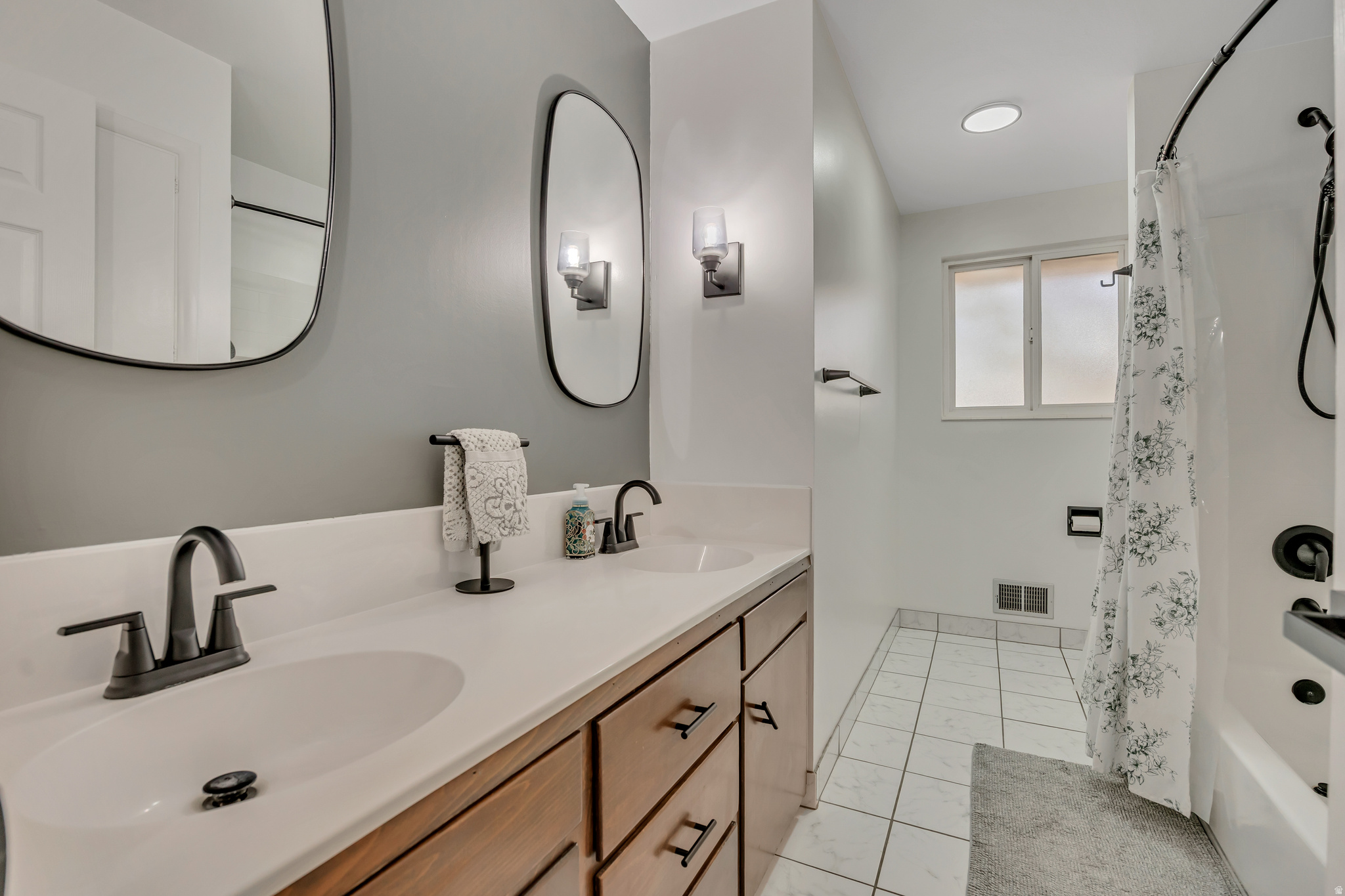 COPPER VIEW HEIGHTS SUB NO 1 - Residential