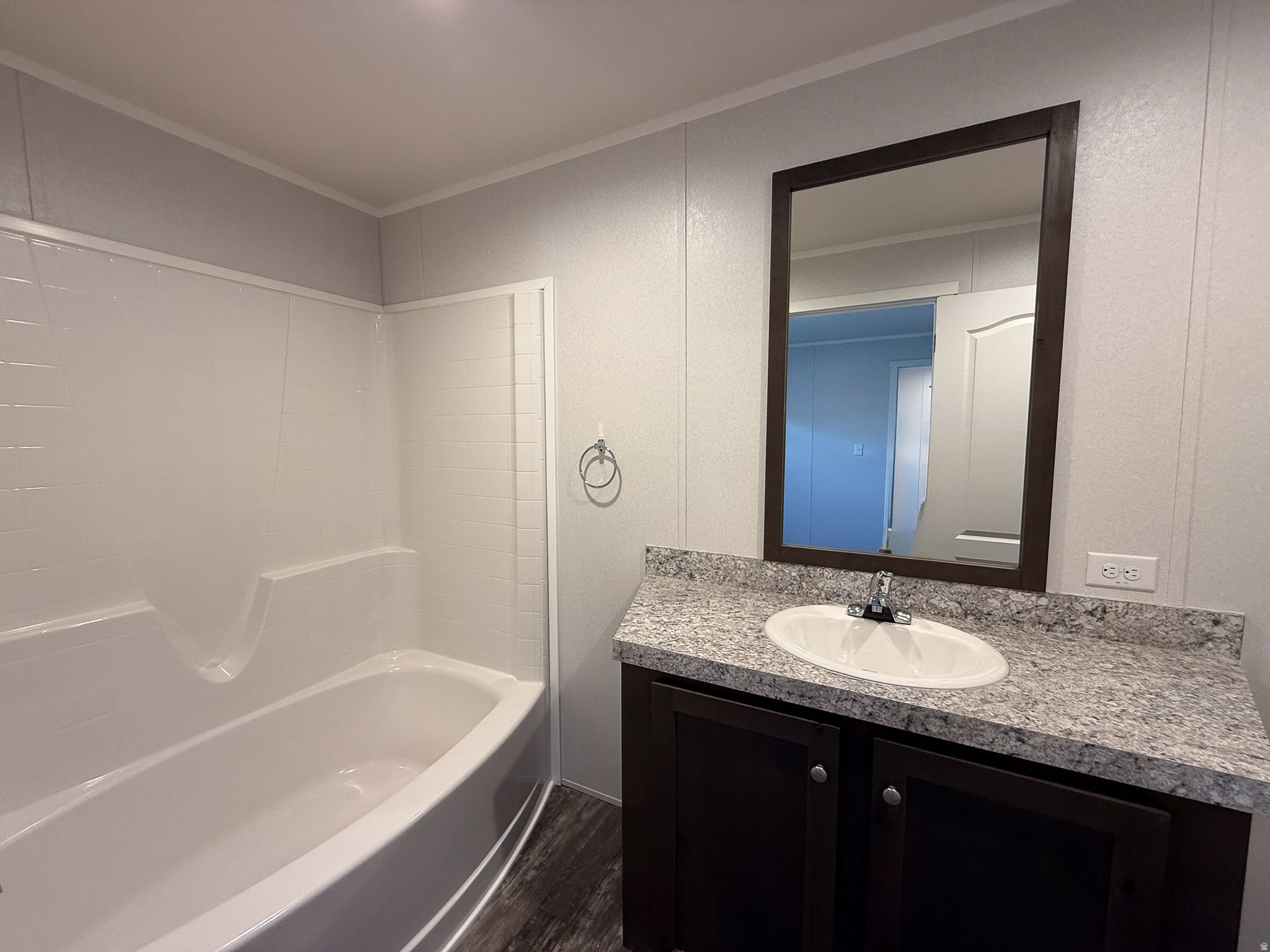 HIDDEN GLEN MOBILE ESTATES - Residential