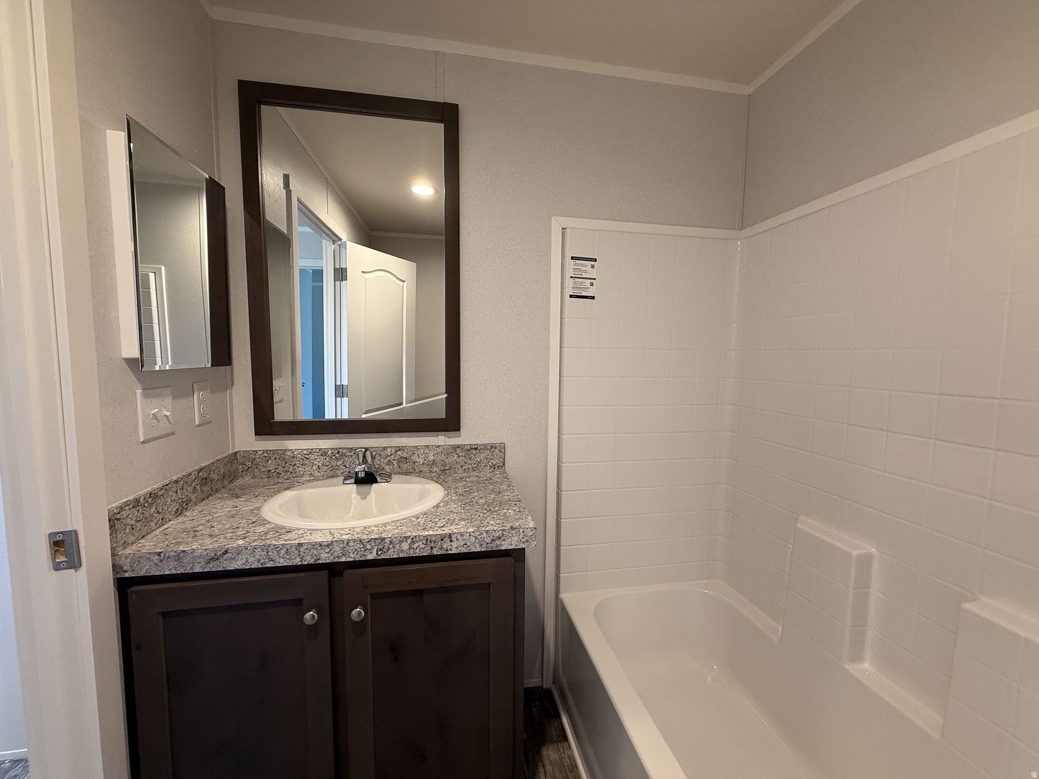 HIDDEN GLEN MOBILE ESTATES - Residential