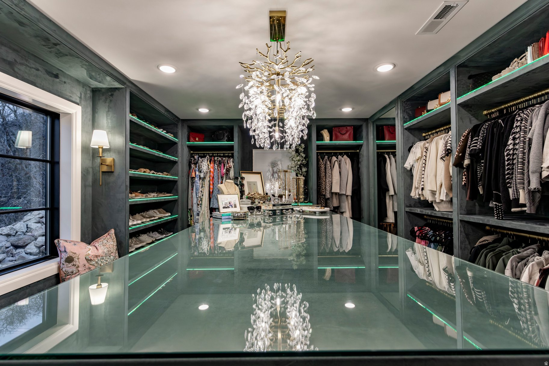 OAKCLIFF PARK - Residential