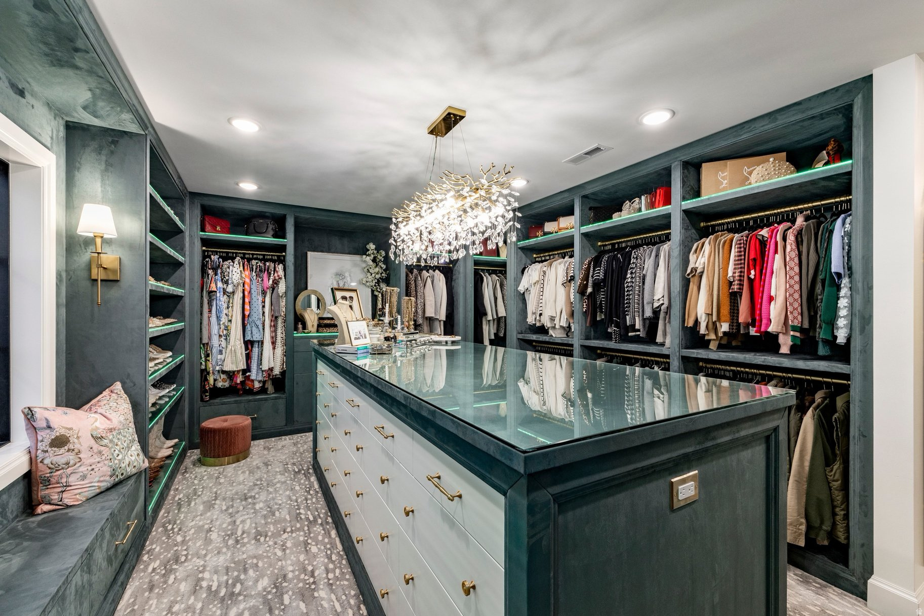 OAKCLIFF PARK - Residential