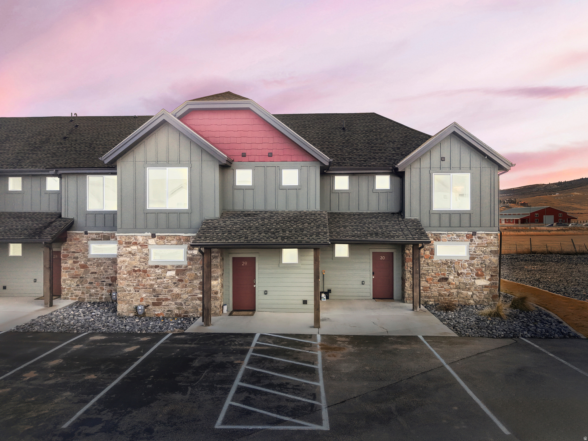 WATERDANCE - Residential