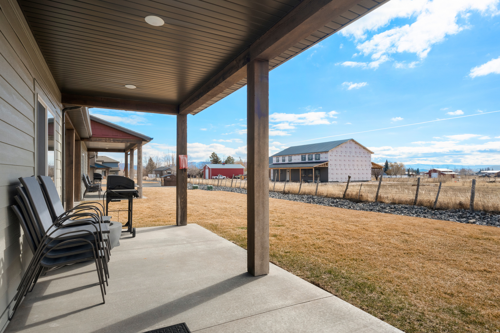 WATERDANCE - Residential