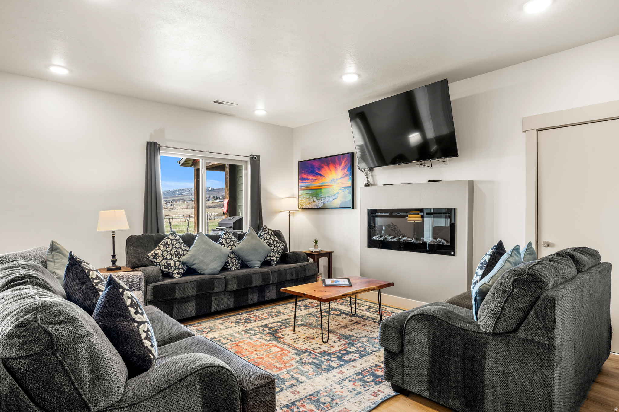 WATERDANCE - Residential